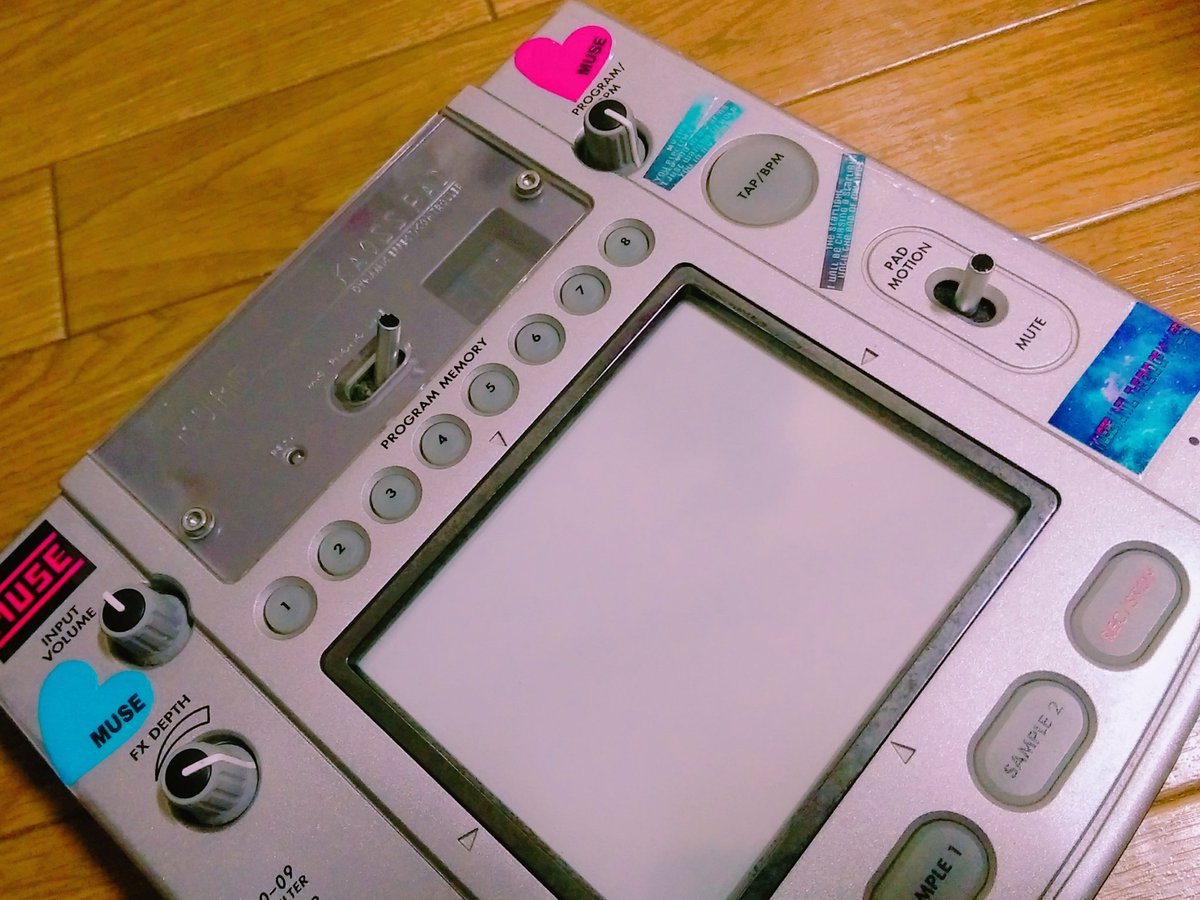 miyulilly's tweet image. カオスパッドのMUSE痛デコレーション、もう少しで完成しそう💗こんな感じで大丈夫かな～😂
#muse
#musenight
#kaosspad