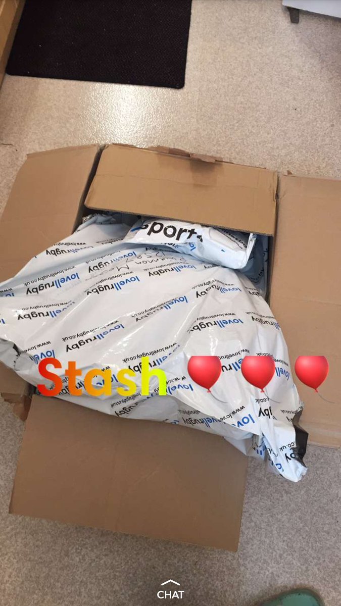 Our new kit has arrived! Thank you <a href="/OnlineManhattan/">Manhattan-online</a> 👕👖🏏 #stash