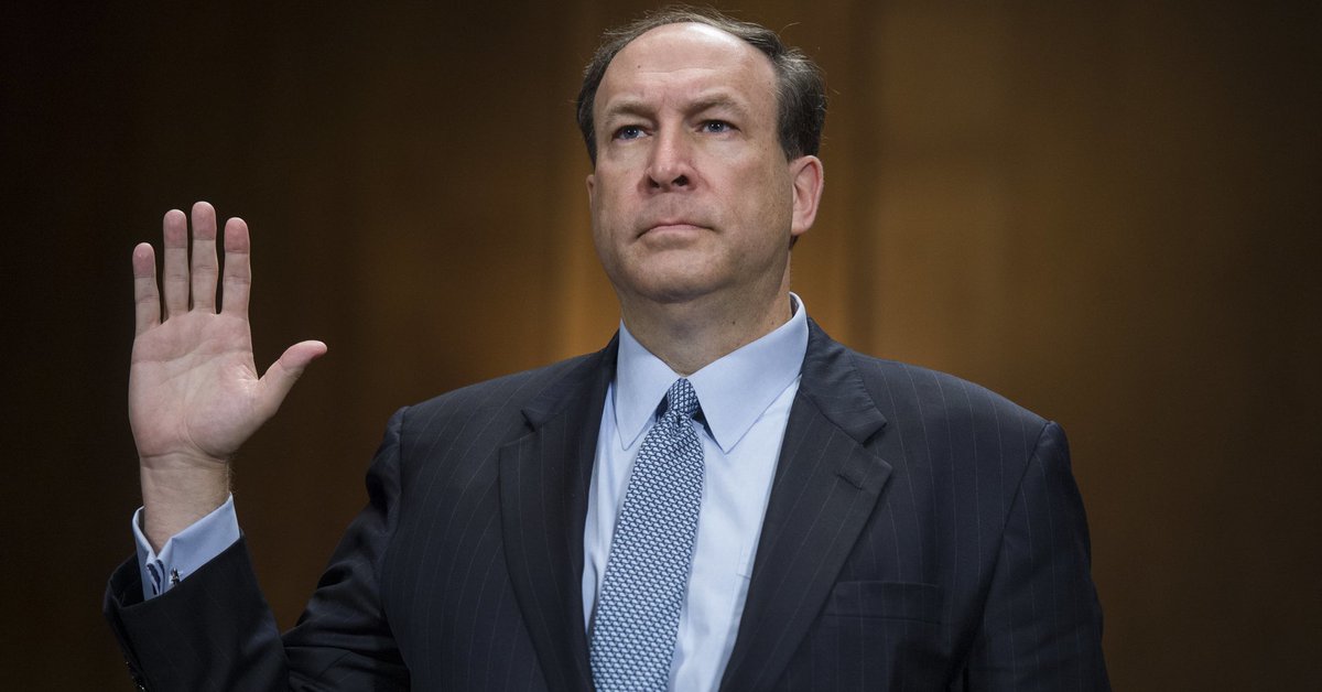 fight_4change's tweet photo. Trump's nominee for a lifetime seat on on the U.S. Court of Appeals avoided questions about racial bias in the justice system. https://t.co/myU65NDJQ3 https://t.co/1fNzIUwsp8