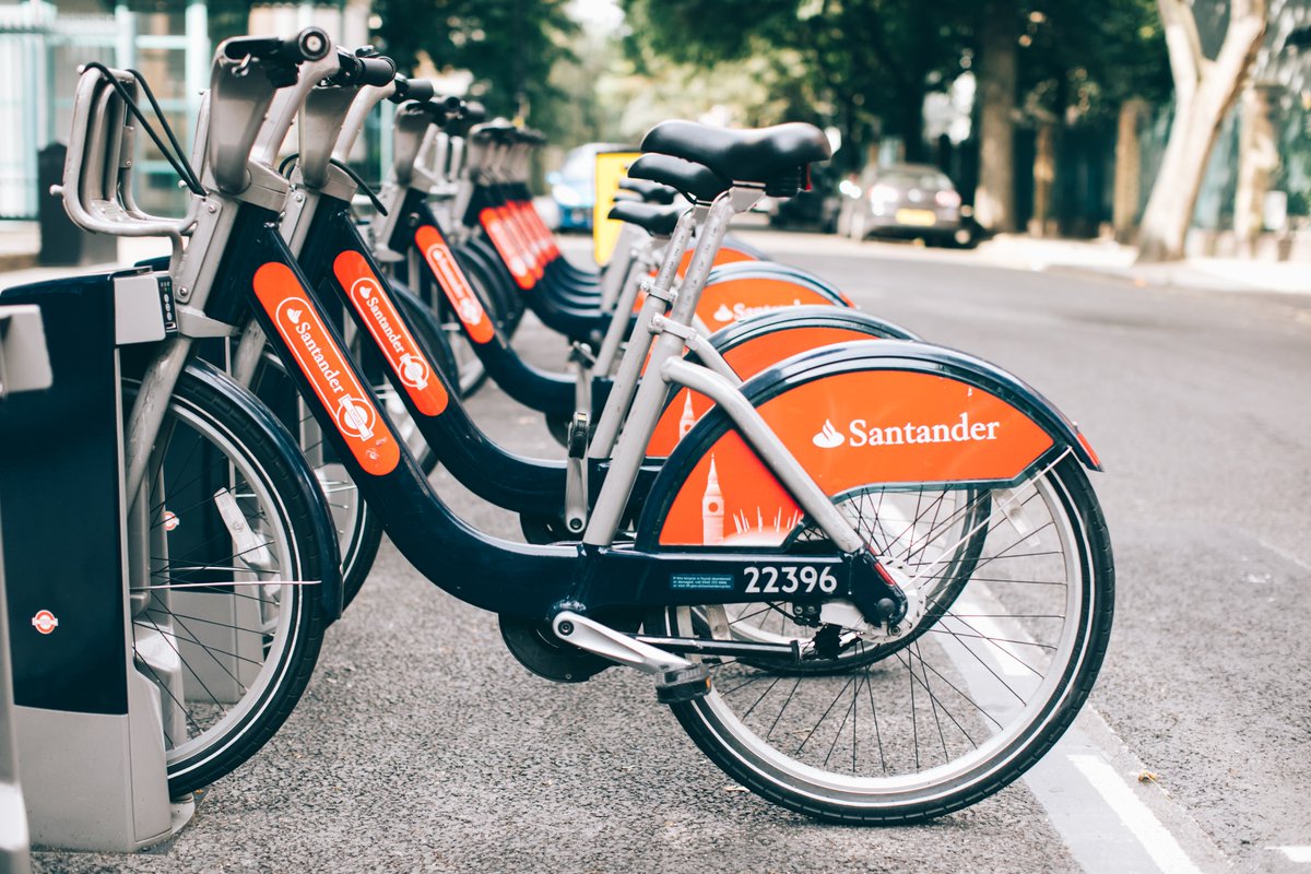 CleanAirArchway's tweet photo. Anyone who lives or works in the boroughs of #Hackney #Islington and #TowerHamlets can get 50% off yearly membership with @SantanderCycles. Email zen@hackney.gov.uk for more info #CyclingChangesCities #AirQuality https://t.co/5iXOGZpgO2
