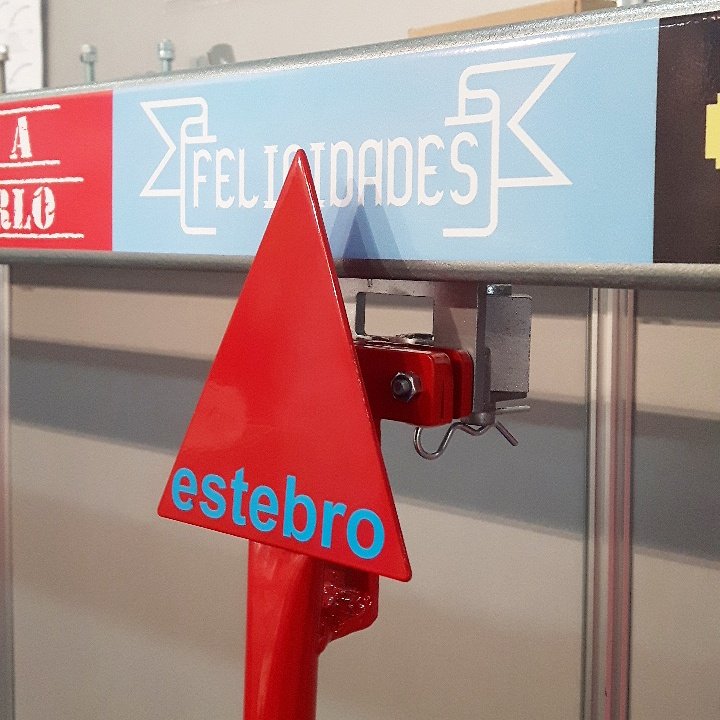 Estebro Fabricantes de Herrajes para puertas tweet media
