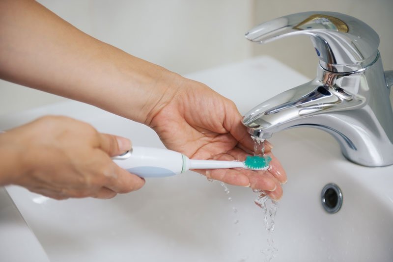 This week we’re discussing a recent Twitter debate on when to wet your  toothbrush when you brush your teeth. Find out how one Twitter user’s initial question about preferred teeth brushing habits went viral and sparked a big conversation online: bit.ly/2sJGNdq