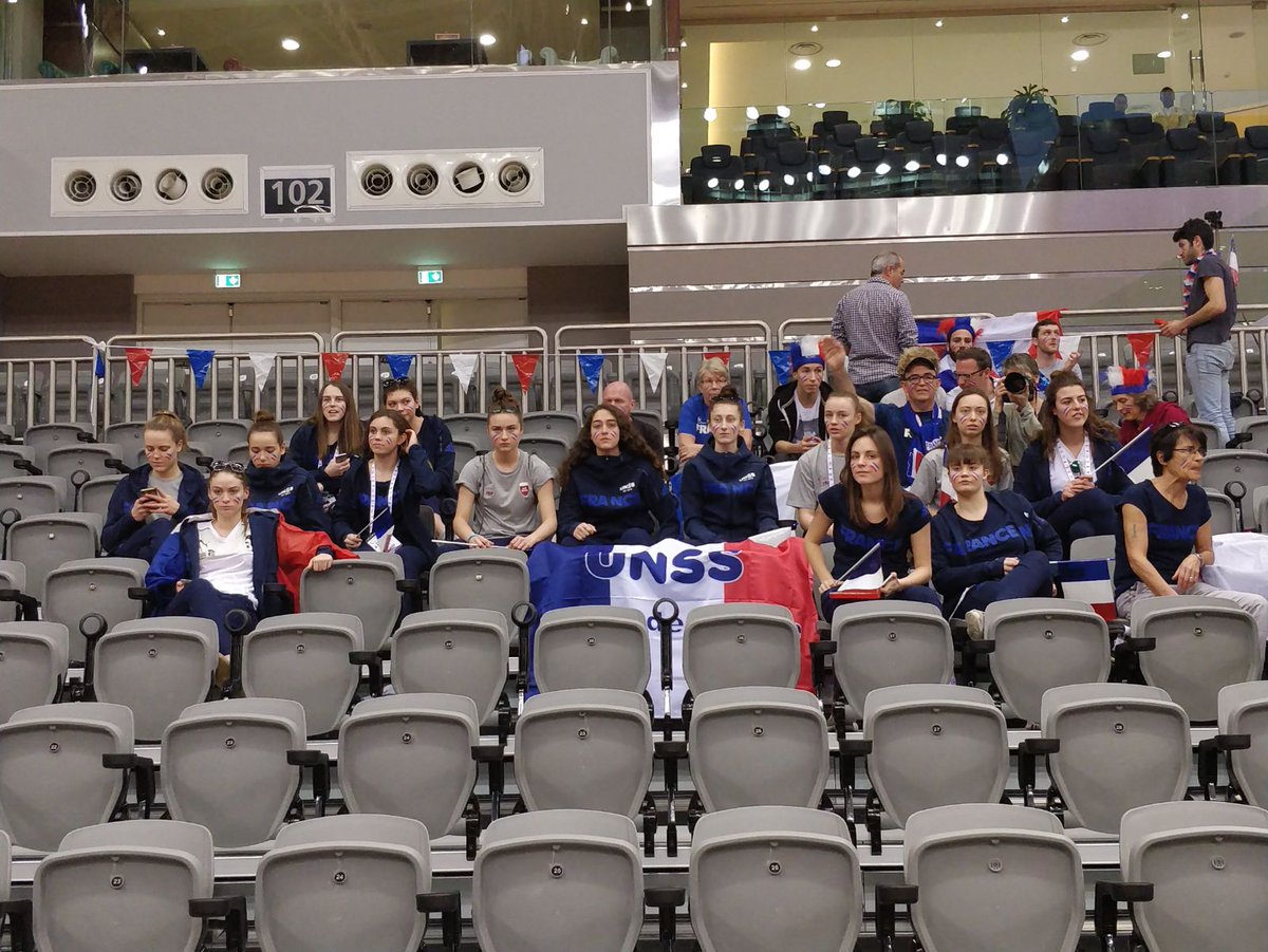 unss's tweet photo. C'est parti pour France-Serbie en direct du championnat du monde @ISFsports de handball ! #ISFWSC2018

Suivez et encouragez notre équipe de #FranceUNSS en live vidéo sur ➡️ https://t.co/vod2LgmqiQ https://t.co/2APNE9lgzv