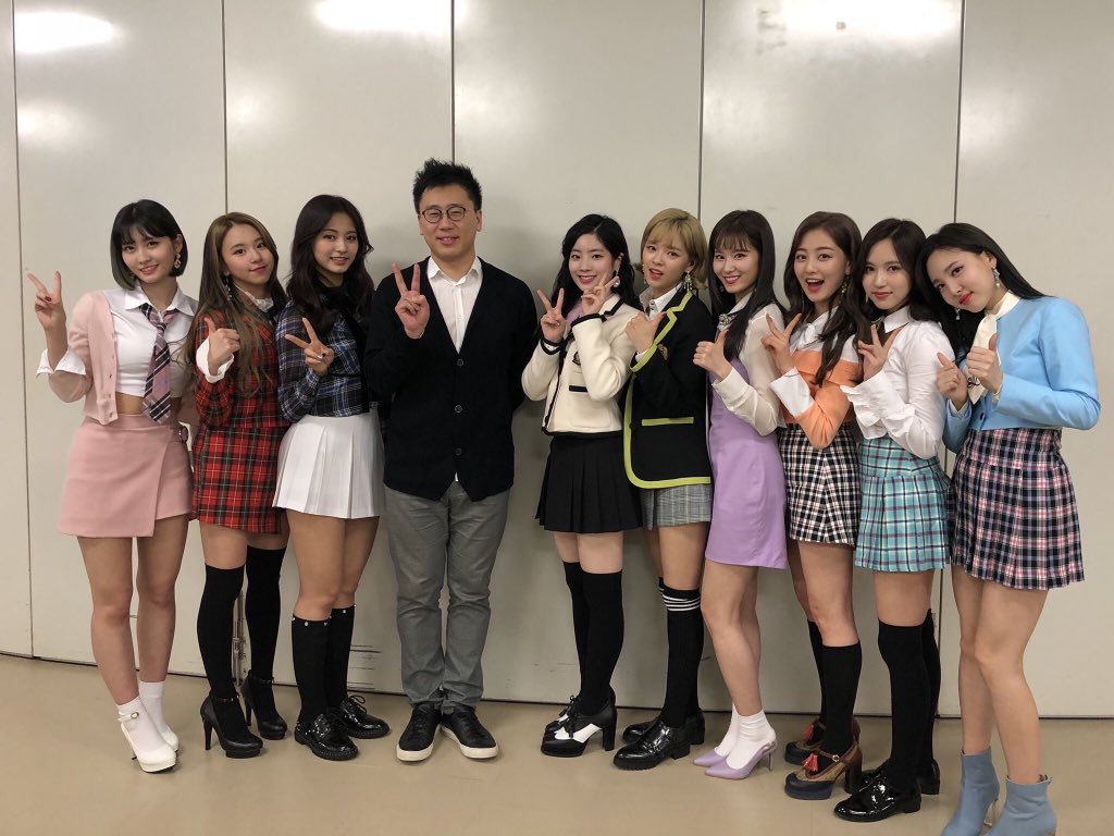 小顔の暴力 Twitter Search Twitter