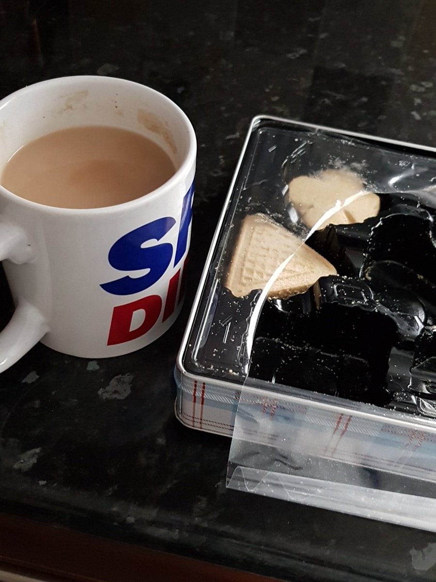 When your polishing off all the shortbread biscuits 🙈