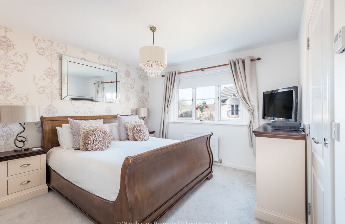 WardhaughPM's tweet photo. Happy Friday! Check out this stylish, detached family home for sale in #Arbroath (11 Buick Drive). Constructed by @SMilneHomes to their "Hampsfield" specification, the property is over two floors with four bedrooms &amp; three bathrooms - offers over £245,000 https://t.co/YswS7Q0FtF https://t.co/aLj3RBNOl4