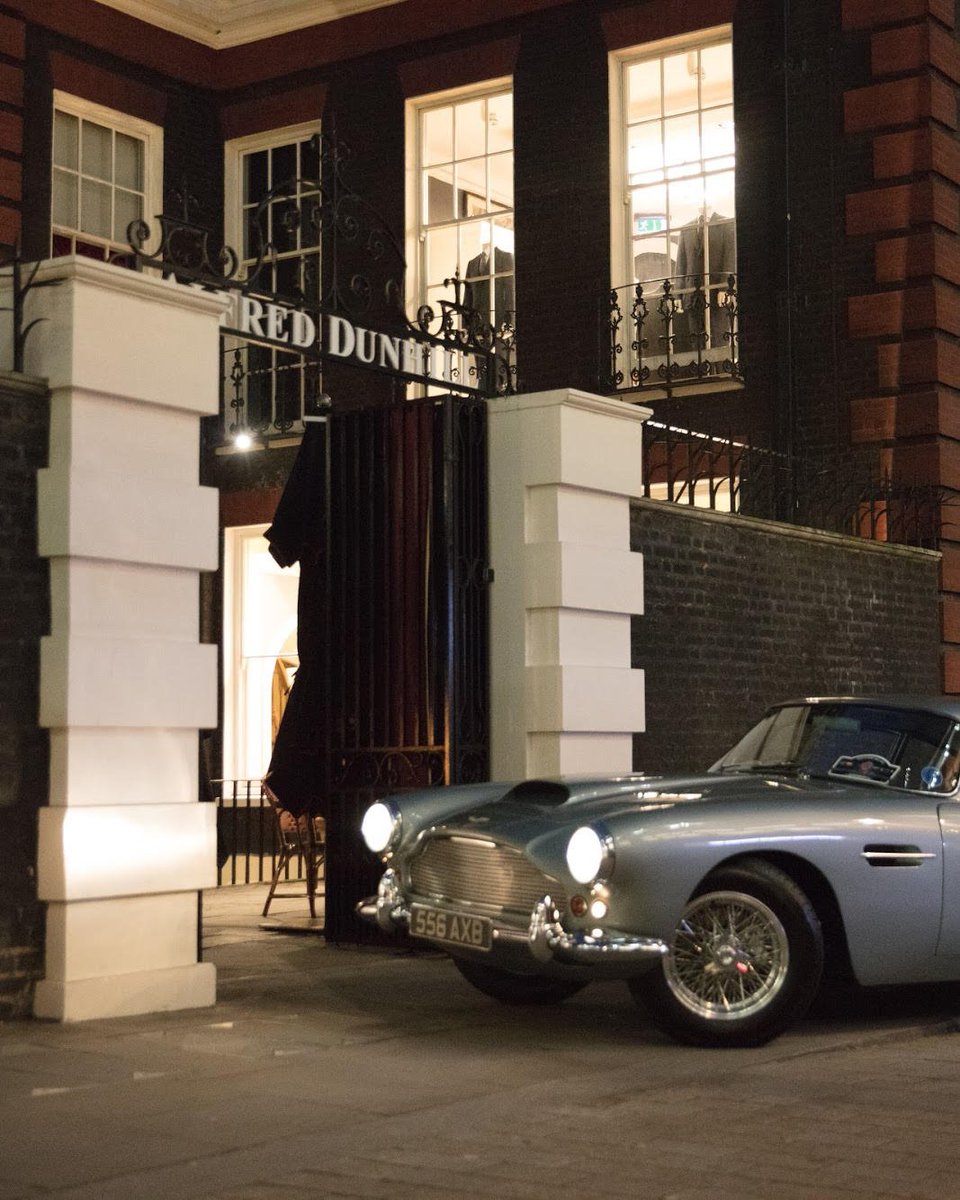 HopeClassicUK's tweet photo. Thanks to everyone who attended our 2018 launch event last night hosted by the wonderful @Nickishields and in partnership with our generous sponsors @alfreddunhill! https://t.co/8RyHoovnD4
