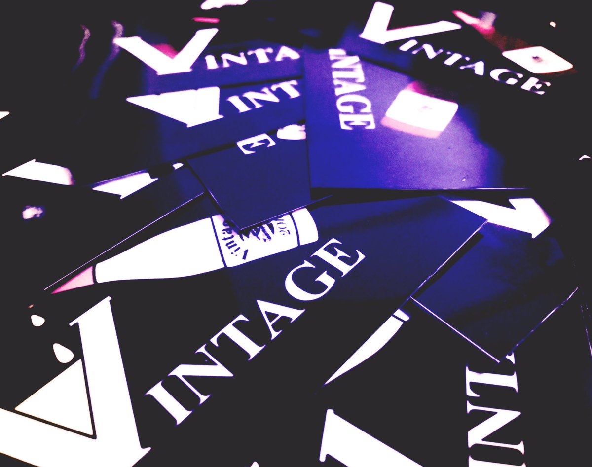 gian_portion's tweet photo. #VINTAGE0224
全関係者の皆さん、宜しくお願い致します!
遂に明日! https://t.co/w8U8FtZZap