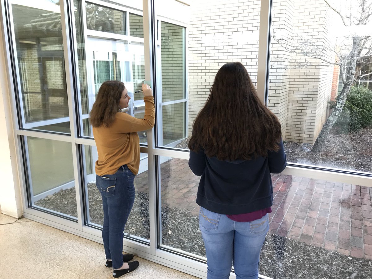 ReiterFoster's tweet photo. Students @CentralCabarrus spread some love! #loveconquershate https://t.co/XBIeBg6X4Q