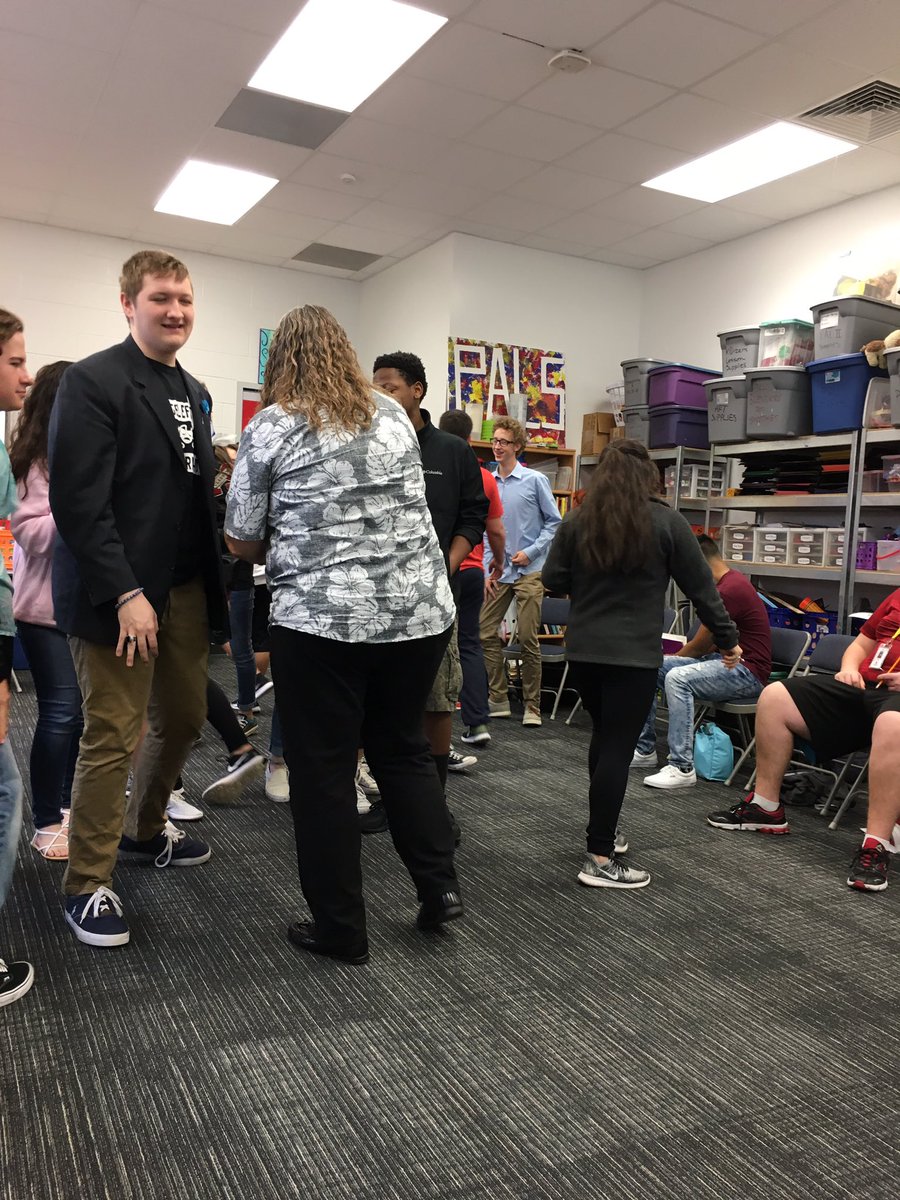 ClearBrookHS's tweet image. CBHS PALS played games in class but the real message was a lesson about judging people &amp;amp; acceptance! Loved it! Thank you Coach Stone! You are a blessing! #corevaluesinaction