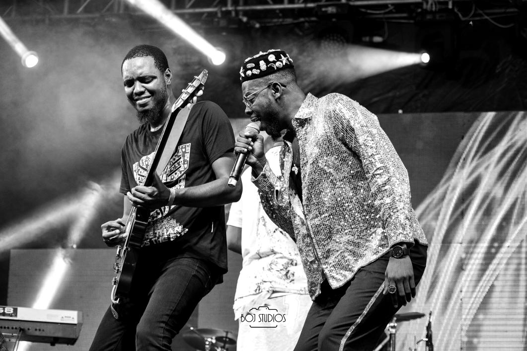 BojStudios's tweet photo. @femileye jamming with so much passion 🎸
#Guitarist #100PercentLive #BOJStudios @_100percentlive https://t.co/0coArrGcJE