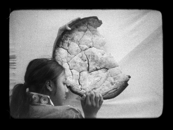 Now open at <a href="/PEER_UK/">Peer</a>, a new film and sculptural installation by friend of ours <a href="/RosalindFowler/">Rosalind Fowler</a> and <a href="/fourthland/">fourthland</a>. Reflecting on a ten-year collab with the communities of Wenlock Barn Estate in Hackney, East London. Head down between now and 14 April.
