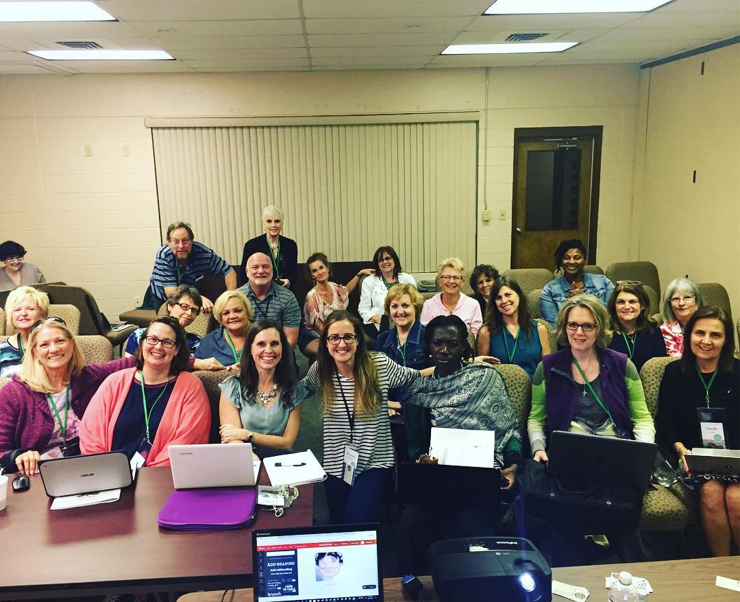 khogrefeparnell's tweet photo. #FCWC2018 #Canva class - an awesome group of #writers! https://t.co/eMkfxtg14o