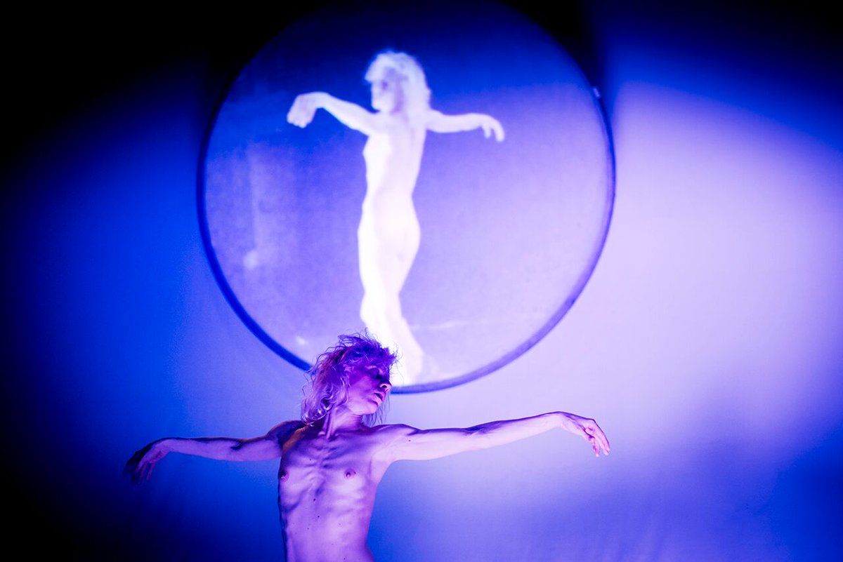 Domani, 24 febbraio 2018 h 20.30
Teatro Morelli
Motus
MDLSX (80’)

Lo “scandaloso” viaggio teatrale di Silvia Calderoni che ha girato il mondo. Un eccentrico Dj/Vj set sull’identità di genere in cui collidono brandelli autobiografici ed evocazioni letterarie.

Ph Simone Stanislai