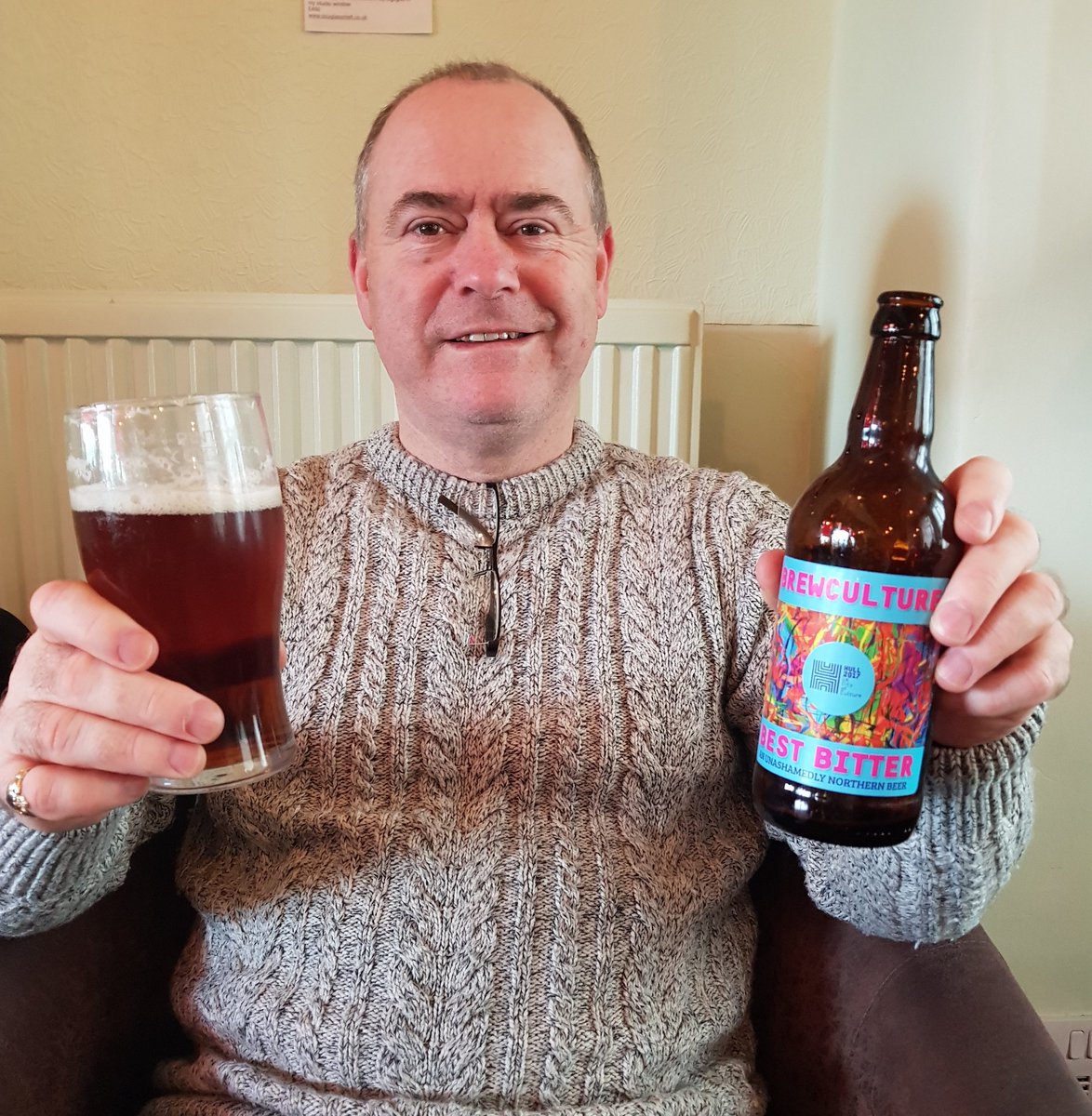 Tony's got that #fridayfeeling 😁 This afternoon we're enjoying a break from a hectic week at <a href="/McCoysCoffee/">McCoy's Coffee</a> with <a href="/2017Hull/">Hull City of Culture</a> #bitter 🍻 #networking