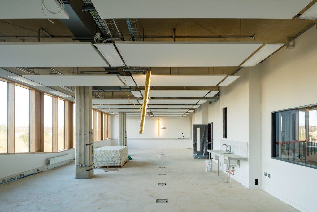 bandkbuild's tweet image. #uonjan18 #hellowaterside 2/6