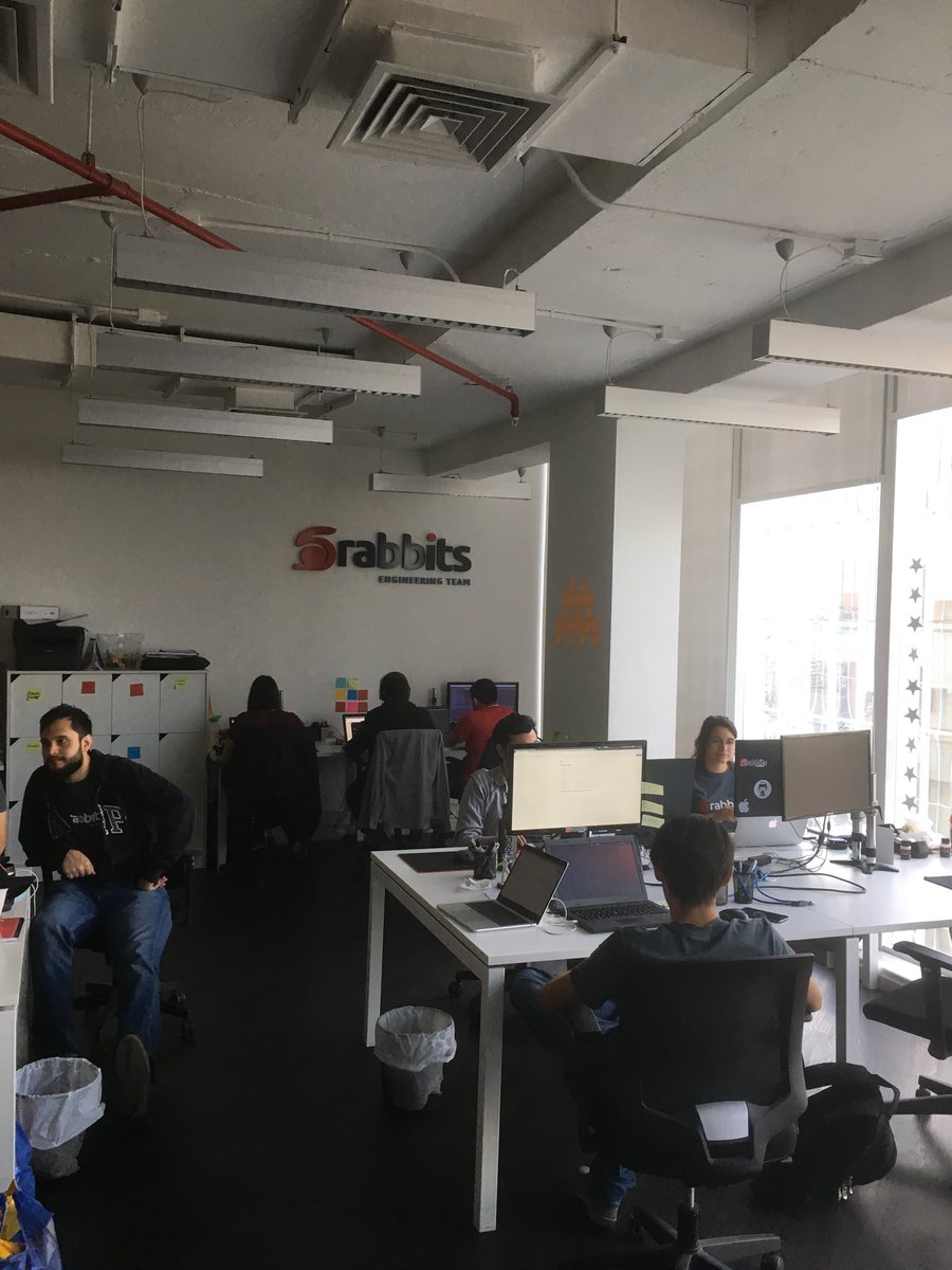 LemontechEng's tweet photo. Ya trabajando en nuestra #Hackathon interna de Febrero https://t.co/Y7VUe0P6mE