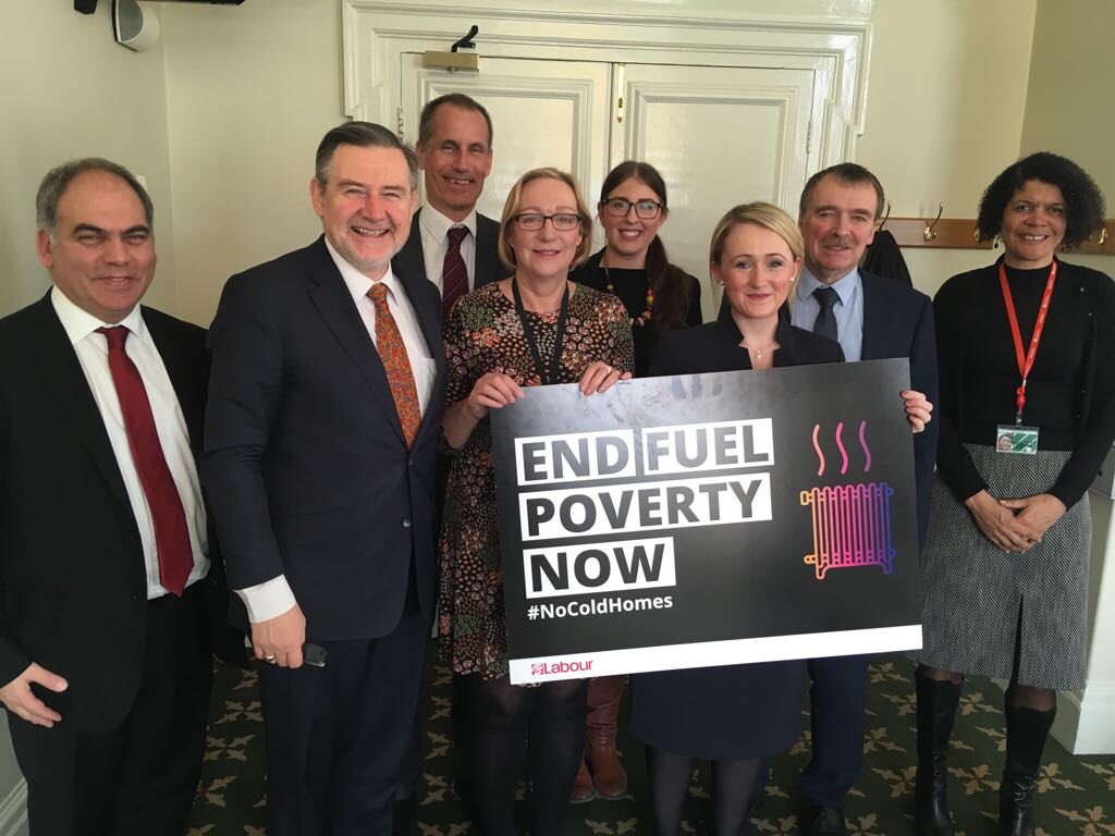 RLong_Bailey's tweet photo. 2/2 @UKLabour will transform our broken energy market by introducing an emergency price cap while we transition to a fairer system, and insulate 4 million homes as an infrastructure priority to help those who suffer in cold homes each winter. #NoColdHomes #FuelPovertyAwarenessDay https://t.co/q0QZKpHgbK