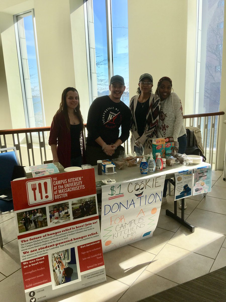 With a few hours left we are $16 away from $300 in our #RaiseDough challenge! Help us #endhunger and build a #sustainablefoodsystem at #umassboston! razoo.com/story/Rtd18-Ck…