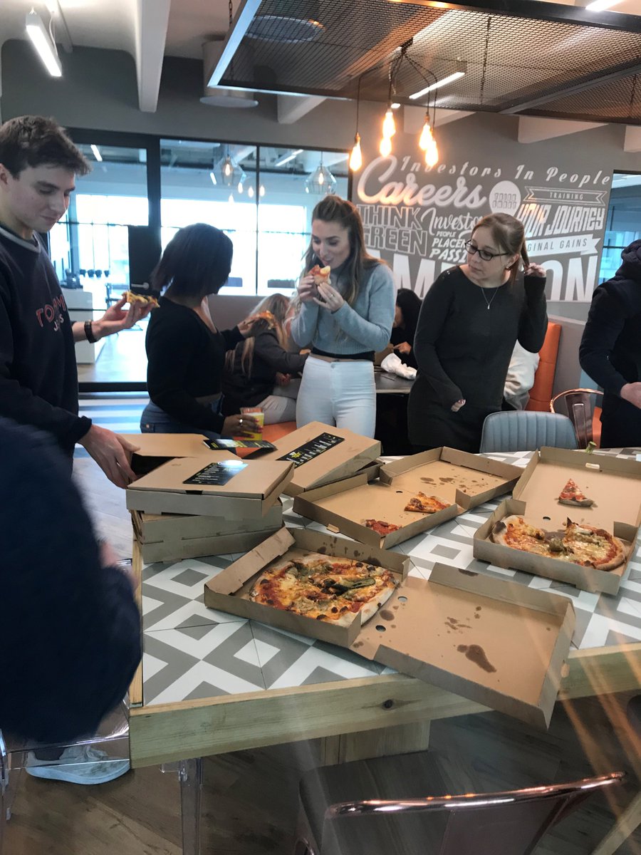 RocSearch's tweet photo. We just had the amazing team at @SmashReading come to our HQ and give us free pizza! ππ Needless to say, they went down a treat π You Guys are the best! πππ #fridayfeeling #dressdownfriday #freepizza #smashreading #friyay #tgif #RocHQ #rocsearch #recruitment https://t.co/0YCJ7zQLXp