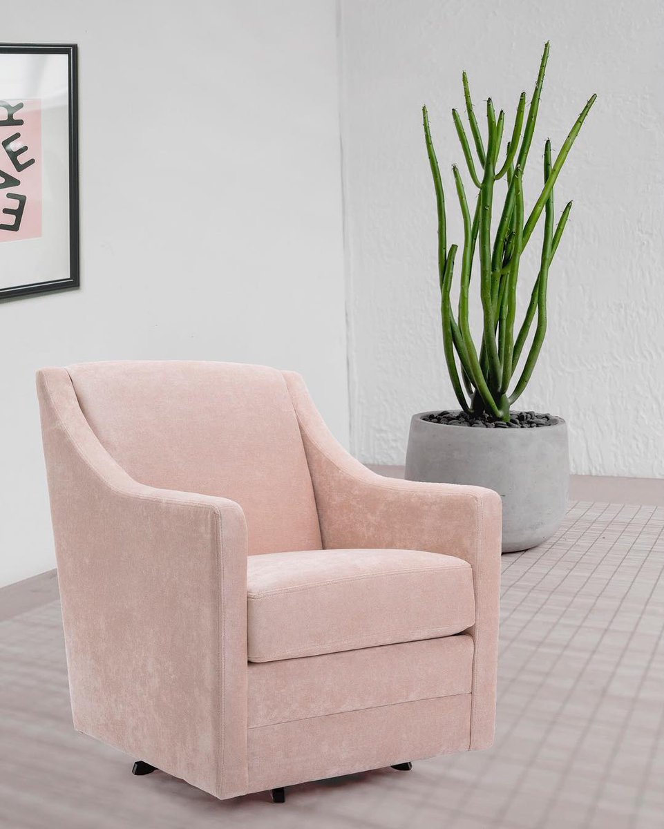 Roses are red, cactuses aren’t blue, this pretty chair is blush, oh &amp; it swivels too! #PoemOfTheDay #DecorRest #Furniture #MadeInCanada