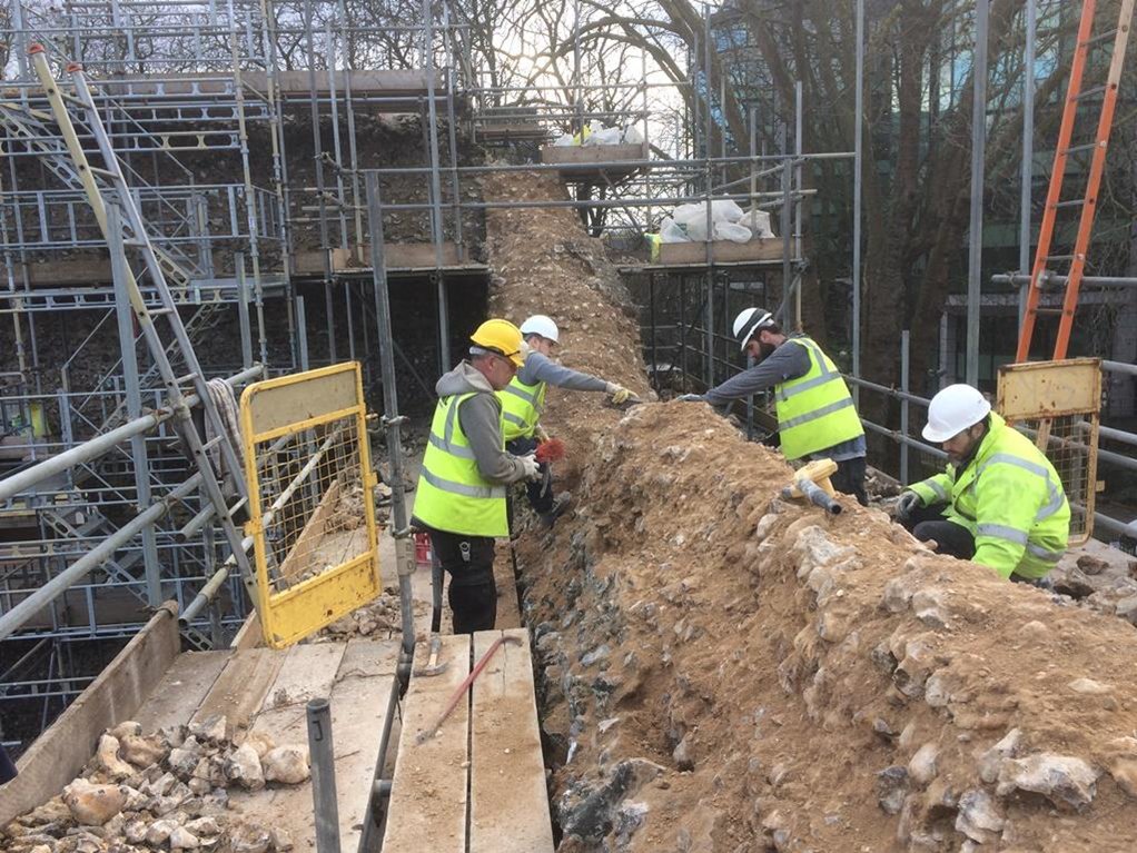 RdgAbbey's tweet photo. Our conservation team is working hard to remove any loose material on top of the west facing dormitory wall #ConservationUpdate #AbbeyUpdate https://t.co/42yq50s255
