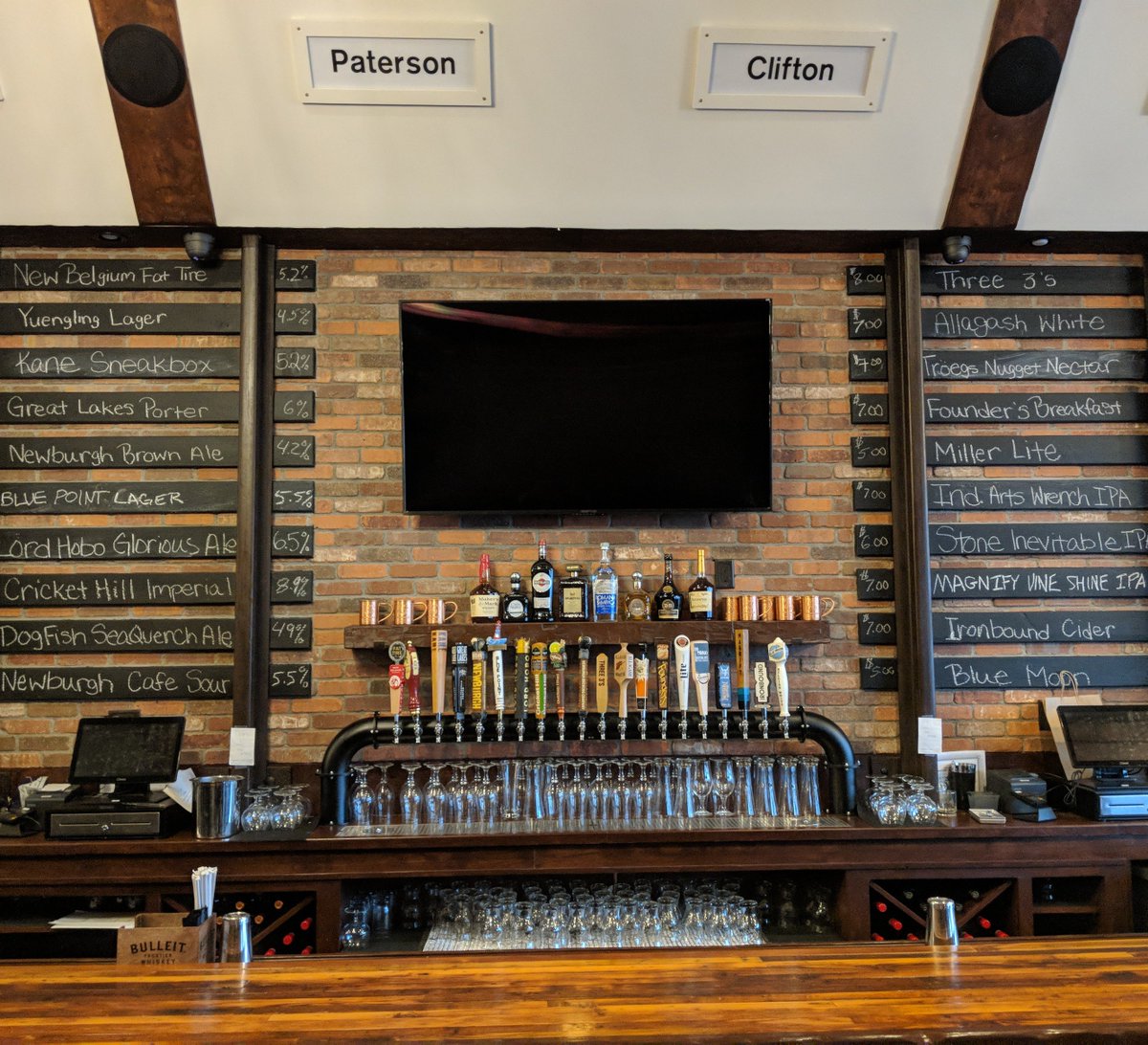 stoneandrail's tweet photo. Thank you @bergenmama for the great write up! #CraftBeer #gastropub #glenrock #nj https://t.co/3kMmhjbOyJ https://t.co/FpQZrKH4gA