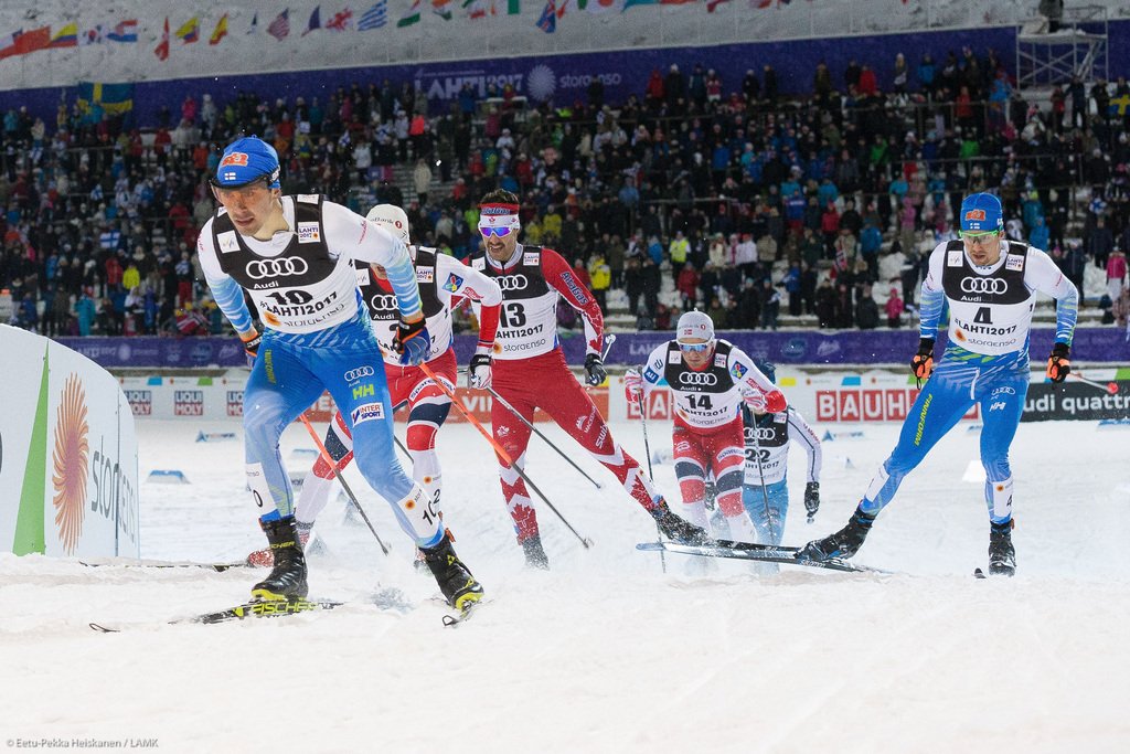 Vuosi sitten Salpausselällä oli sähköä ilmassa, kun jaettiin vapaan sprintin MM-mitalit. 2xNOR, 2xUSA, 1xITA ja 1xRUS. Sama rata, samat kovat ja sama tunnelma taas kohta #kisalauantai #throwback #vuosipäivä #lahti2017 #lahti2018