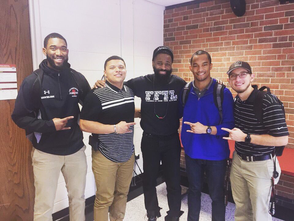 pbs_lfc's tweet photo. Sigmas with Harold Green, a famous Chicago spoken word and poetry artist. 🤘🏾 #BHM🔵⚪️ https://t.co/jcEFcWsbvg
