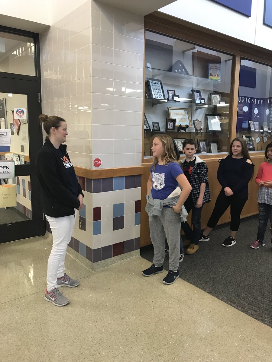 nataliebmiller's tweet photo. Our Teacher of the Year is @MLTumulty! This honor is so well deserved!! Our 5th grade students are individually thanking her! ❤️@ElliottLearners #l2IPA @friscoisd https://t.co/ANo7iQxKJE