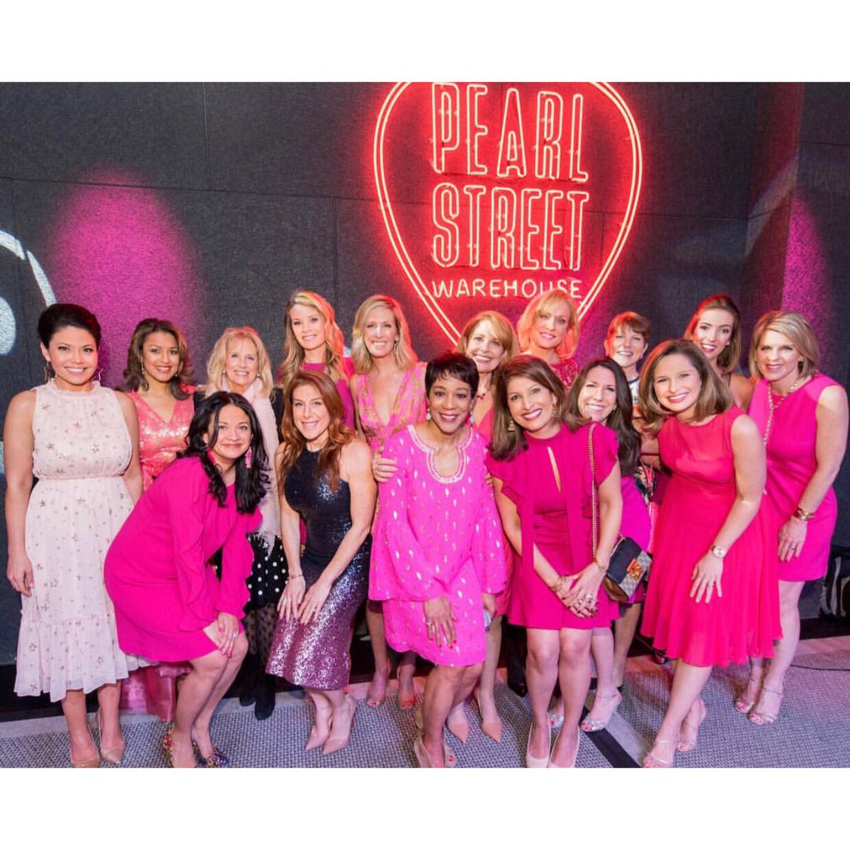MonikaSamtani's tweet photo. When DC’s newswomen wear pink..
This week our @DCNewsBash raised $40k for @BreastCareDC to provide women with lifesaving mammograms. Thank you @BrandLinkDC and @BarryGlassman! #soproud #pressforacure #newsbash2018
Pics by Ayesha Khwaja https://t.co/ZNRKSNpfjb