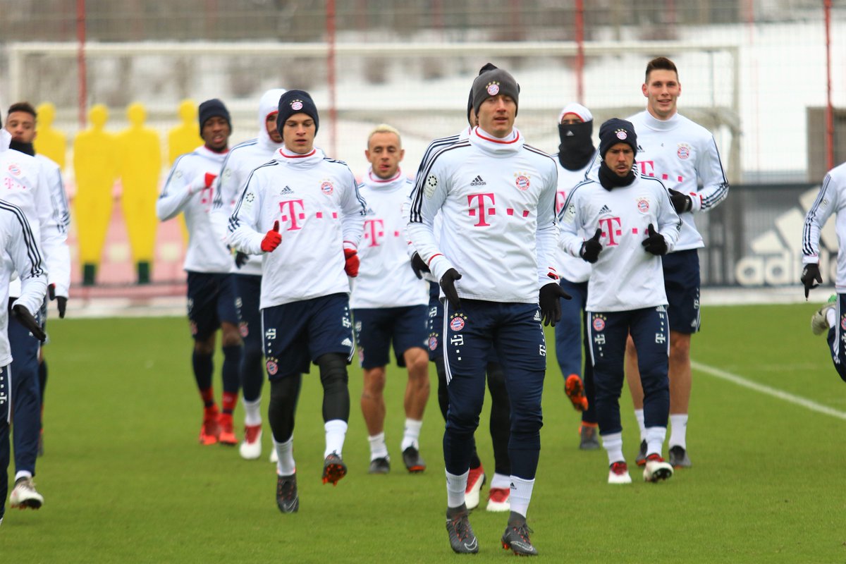 Abschlusstraining vor #FCBBSC! 👊💥 #packmas https://t.co/AMQp7R10yJ