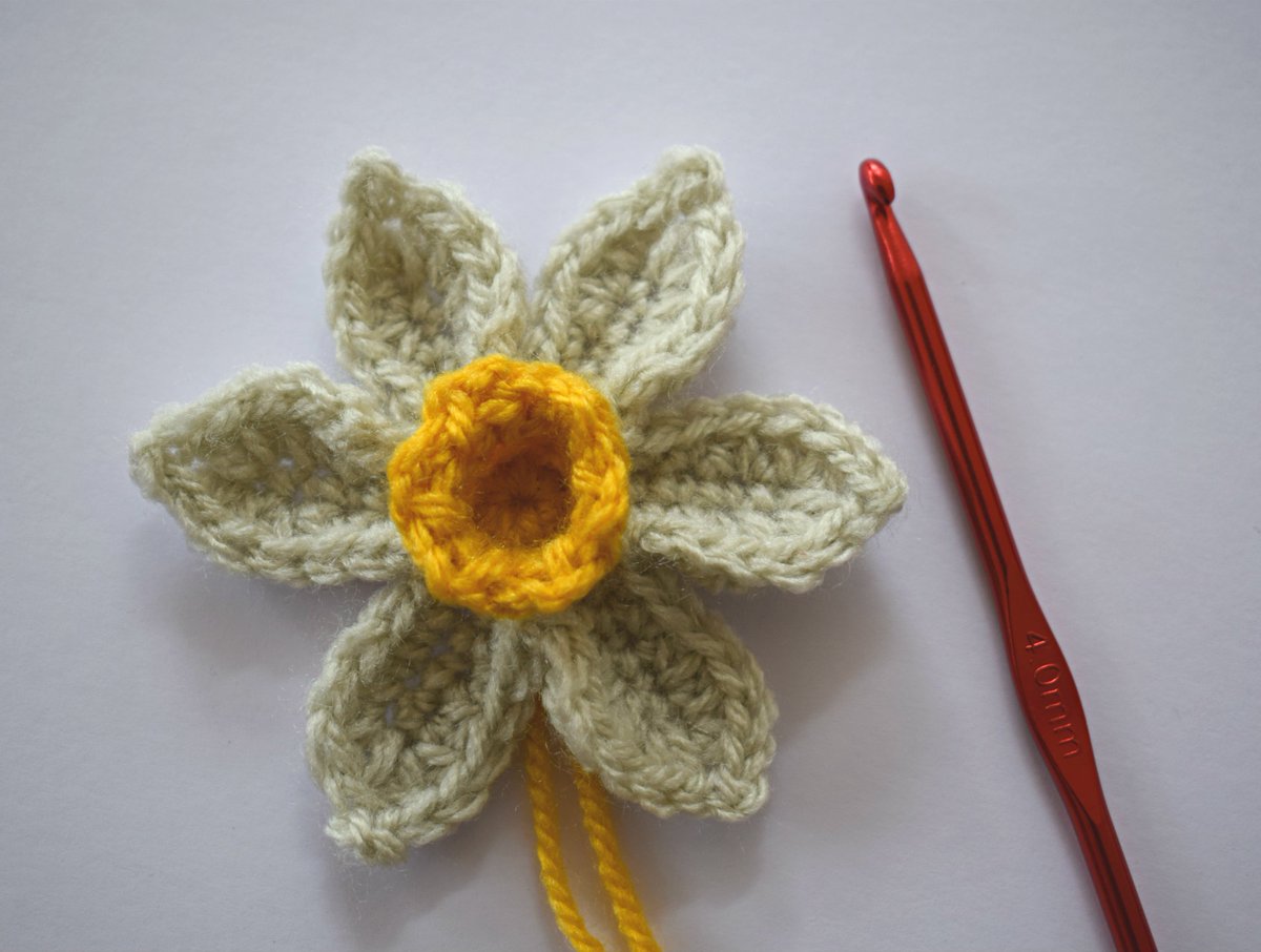 esmecrick's tweet photo. Is Spring on its way? Is it really??? It's a bit cold here today! Anyway, in order to PRETEND to feel Spring-like I've designed a little daffodil. Sharing the pattern soon, if you wanna help make some for @mariecurieuk this Spring that would be fab-u-lous! https://t.co/0gj5DAX7Y1