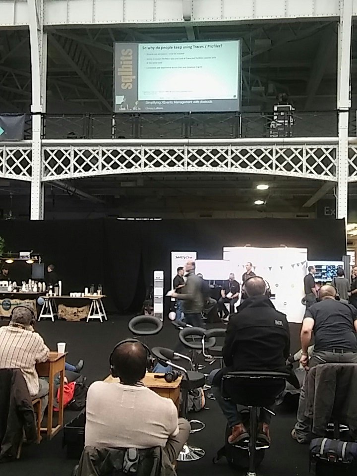 SOZDBA's tweet photo. @cl and @spaghettidba so popular we're streaming from the main hall #SQLBits https://t.co/8ntDu6T3UJ