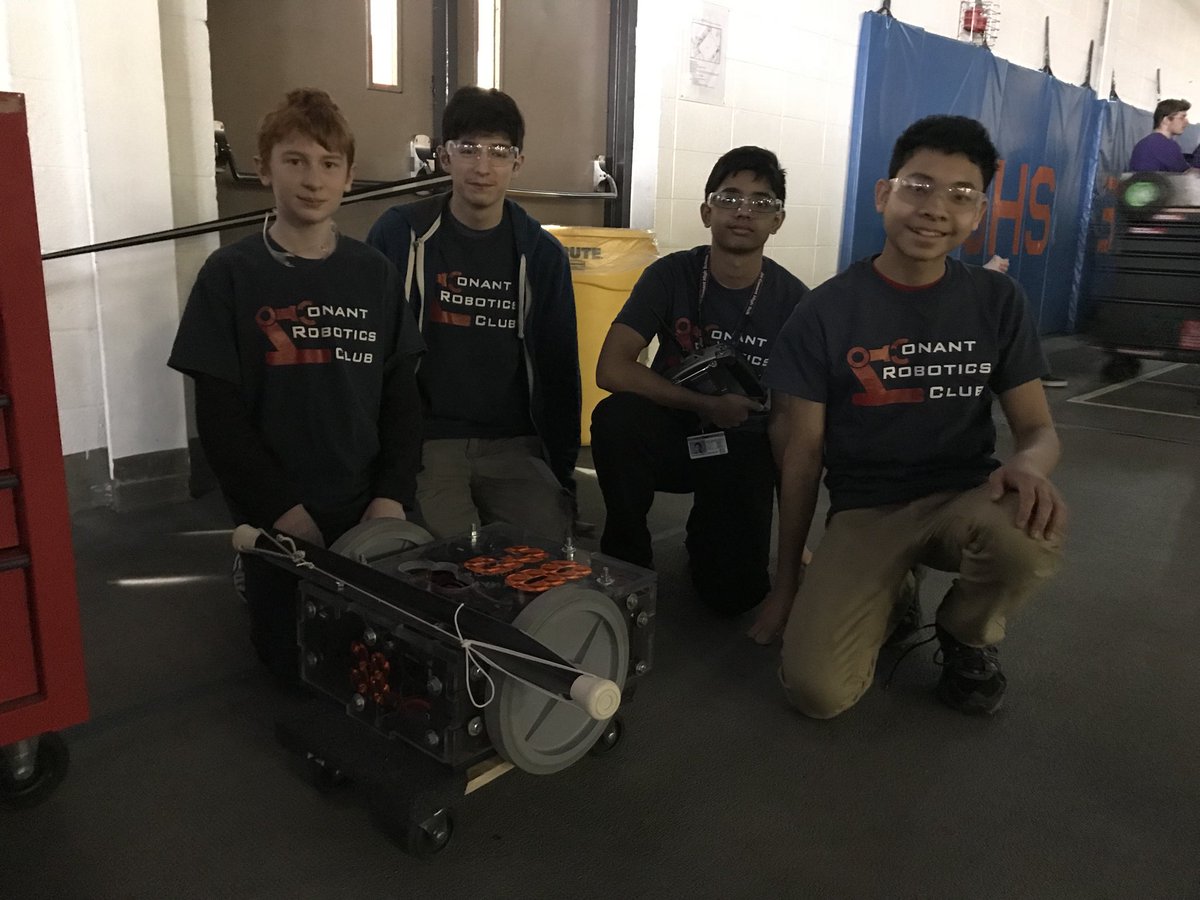 adelSTEM's tweet photo. #ConantRobotics is ready to RUMBLE!!! #RobotRumble https://t.co/Se7D8FSfzV
