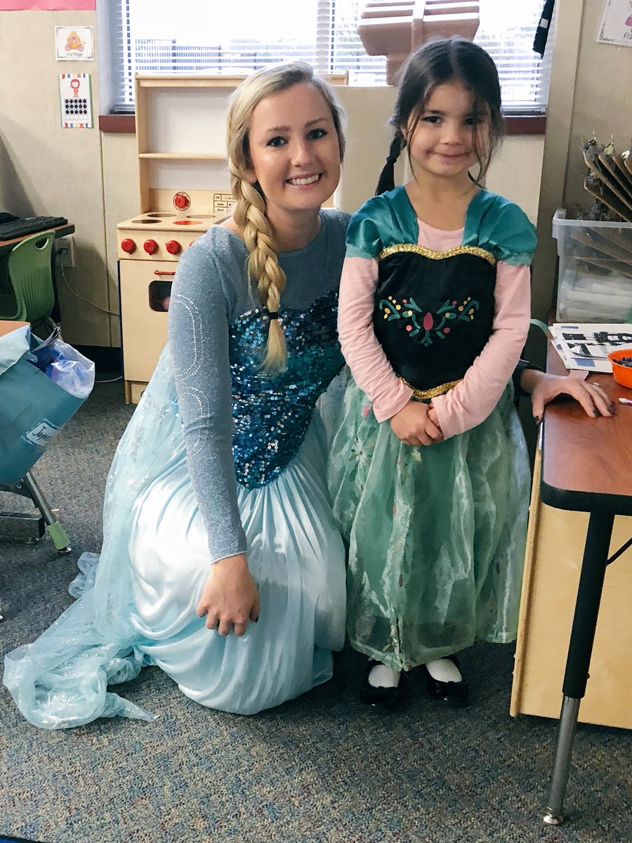 Elsa & Ana ❄️ #FairyTaleBall #mckmcc