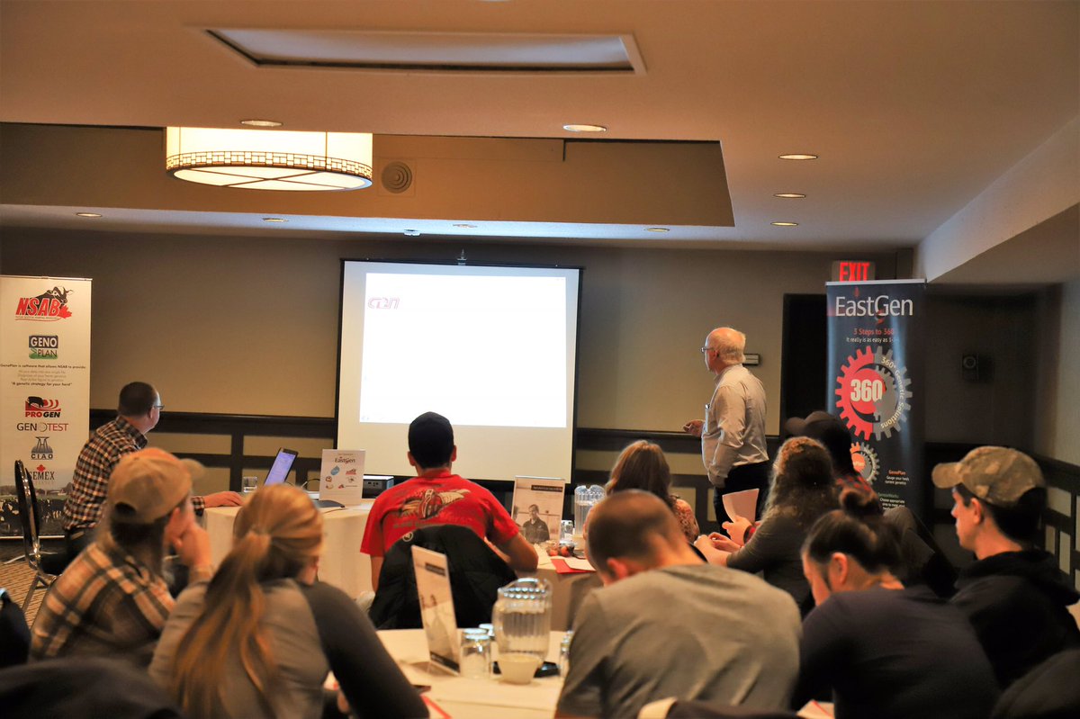 Up next at the #AltYoungBreedersSchool, Alain Blanchette of <a href="/EastGenGenetics/">EastGen</a> is reviewing the @CDNDairyNetwork website and all its valuable info/  tools it contains