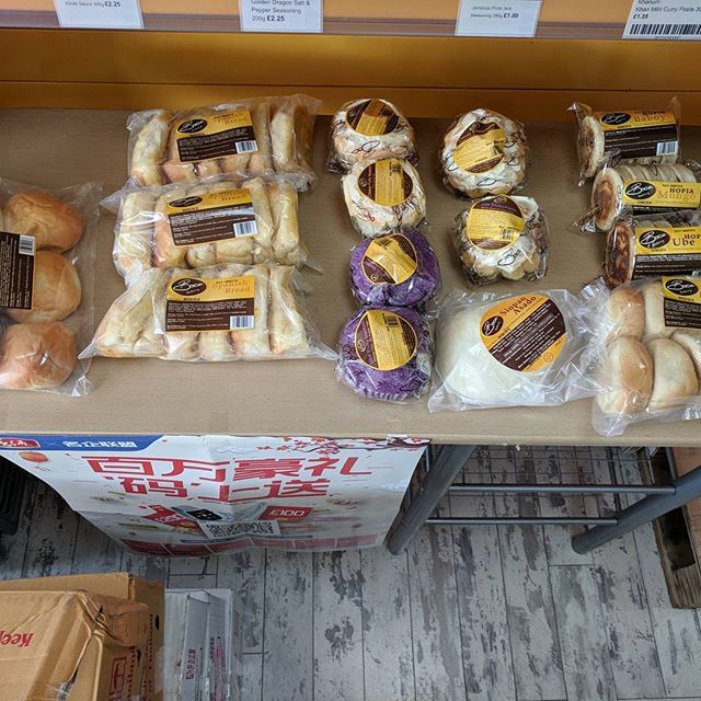 My favourite time of the week... When the Spanish Bread arrives 🤤🍞😋
Check out our range of fresh Filipino bakery products!
#Oriental #Food #FilipinoFoods #OrientalFood #SpanishBread #Hopia #Pandesal #Mamon #Ensaymada #BocaBakery #UnionWorldFoods #Uni… ift.tt/2EMyX8D