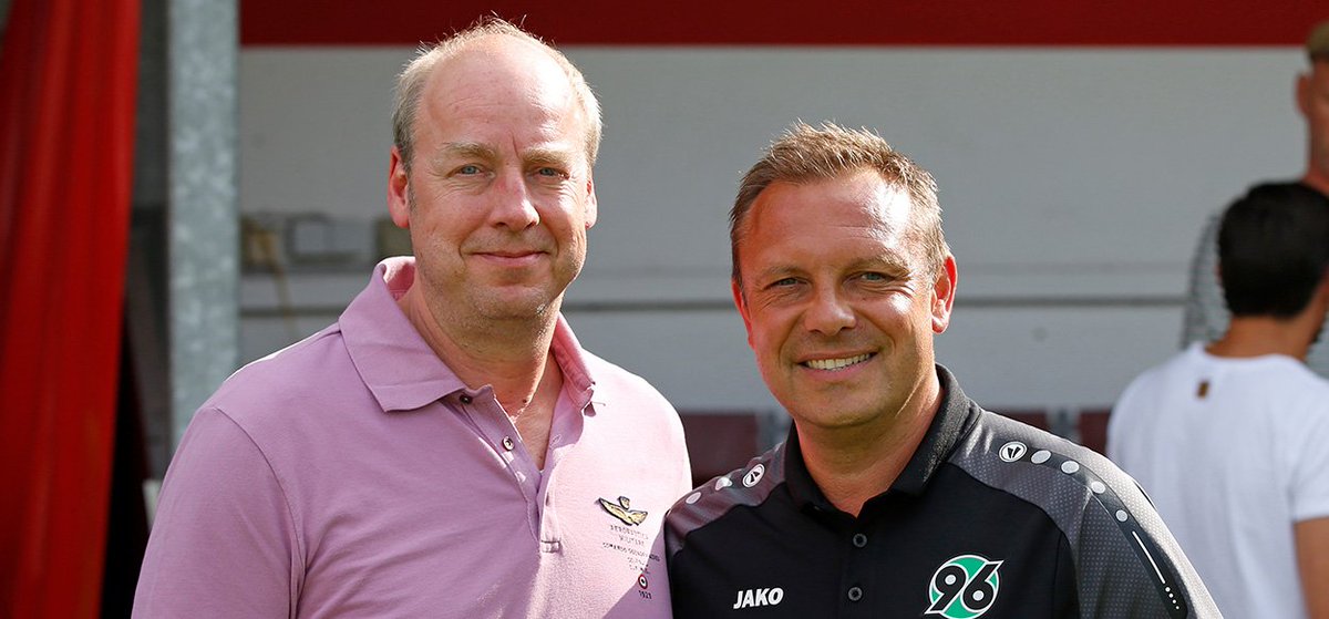 👶 Gemeinsame Sache für die Jugend: #H96 und der <a href="/TSVHavelse1912/">TSV Havelse 1912</a> werden in Zukunft im Nachwuchsbereich enger zusammenarbeiten. 👉 tinyurl.com/96Havelse #NiemalsAllein ⚫⚪💚