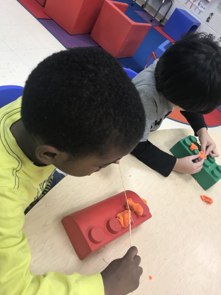 Today we practiced flossing teeth 😬<a href="/srd1218/">Stephanie</a> <a href="/TanyaEMcDonald/">Dr. Tanya McDonald</a> @Ville_Sup <a href="/MchllTurnbull/">Michelle Turnbull</a> #allin4theville