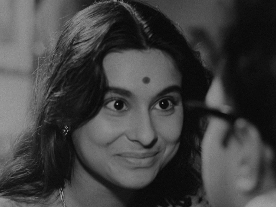 FilmsCloud's tweet image. The Big City, 1963
Directed by Satyajit Ray