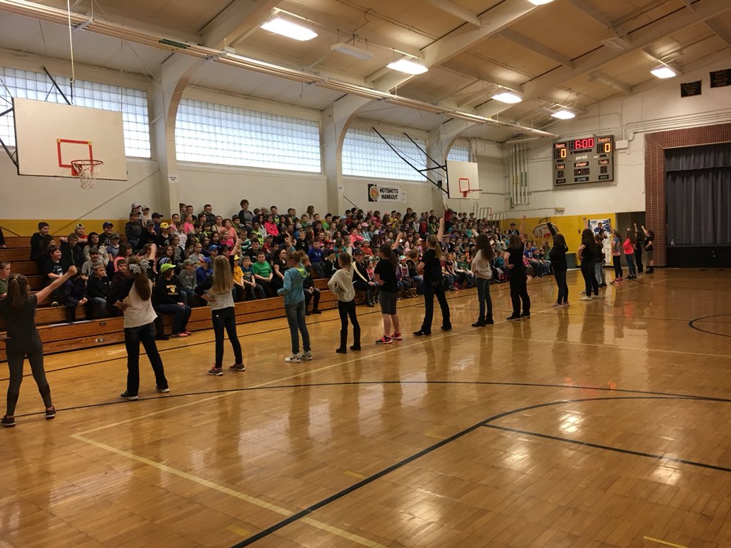 RP_Tharp's tweet photo. Good Luck to our Hotshot BB Team tomorrow! We had a fun Pep Session today!🏀💛🖤 @EBdickey https://t.co/n9uo2Dr1GM