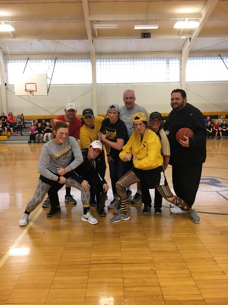RP_Tharp's tweet photo. Good Luck to our Hotshot BB Team tomorrow! We had a fun Pep Session today!🏀💛🖤 @EBdickey https://t.co/n9uo2Dr1GM