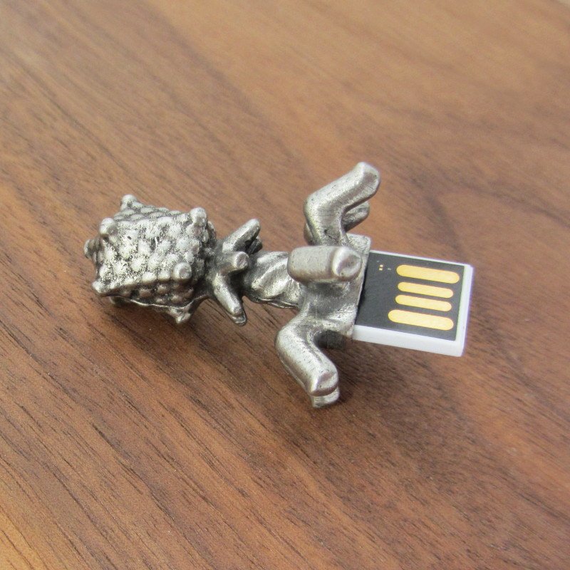 tlrcustom's tweet photo. #Bacteriophage Thumb Drives are here! https://t.co/RfVZgFx44I or https://t.co/LkZxh6rvcD #virology, #microbiology #taylorcustom https://t.co/vOXzP5Emz7
