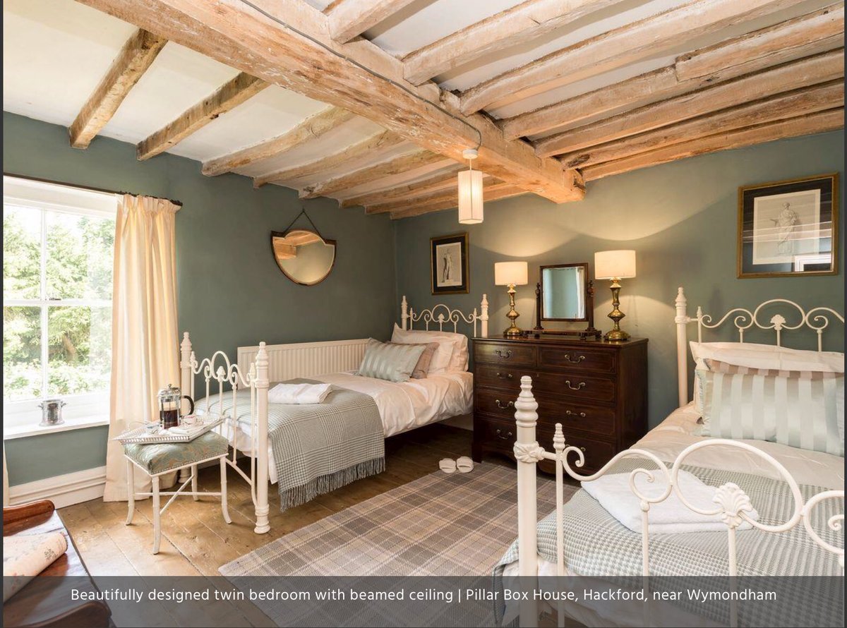 PillarBoxHouse's tweet photo. Looking for a #Norfolk #cottage holiday? We sleep 8 https://t.co/Jcqo4DYgn3