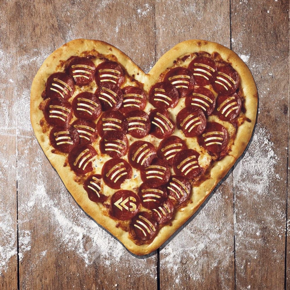 In pizza (and our <a href="/Spotify/">Spotify</a> playlist) we crust. #newmusicfriday 🍕 → goo.gl/PbAutT