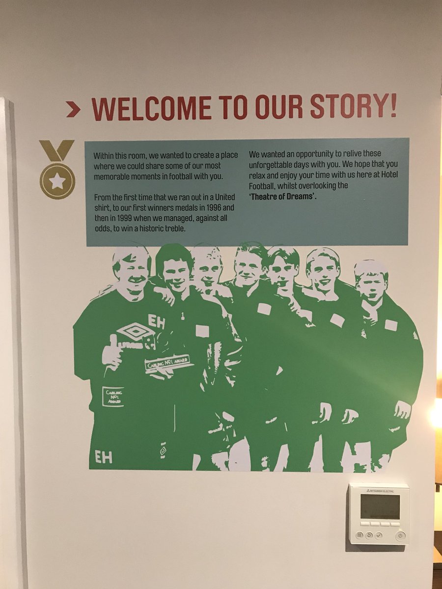 LR7seven's tweet photo. Just when you thought things couldn’t get any better @hotelfootballuk they go and do this #Cof92 https://t.co/buTOh3lEFh