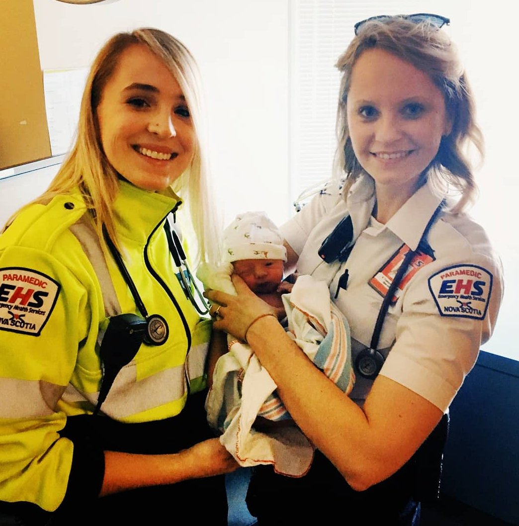 EHS_NS's tweet photo. Some things are so special they just can’t wait! Thanks to EHS paramedics &amp; our friends at @HfxRegPolice, who assisted the mother in delivering a healthy baby girl. Congratulations to the family from all of us at EHS! #ParamedicsCare #EMS #NovaScotia https://t.co/gSoHfVAuqH