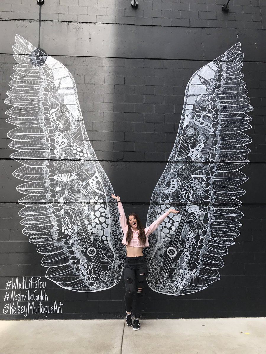 Always gotta earn my wings when I’m in Nashville💗
#WhatLiftsYou
#NashvilleGulch