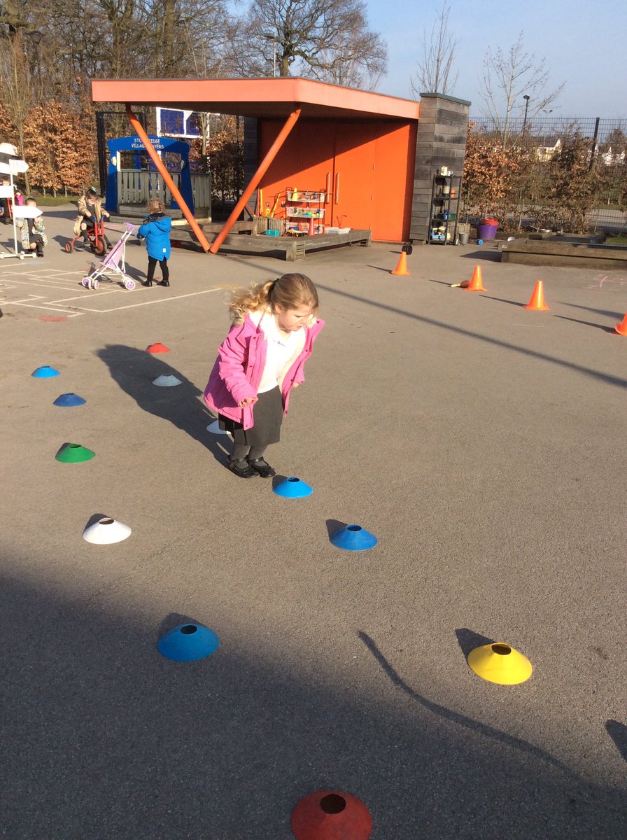 SVPEYFS's tweet photo. Using lots of our large motor skills and fine motor skills outside today and road safety work βπΌπ¦π§#learningoutsideisfun @svpprimary @SVPactinghead @MathsBozz https://t.co/4KCpgVsTVM